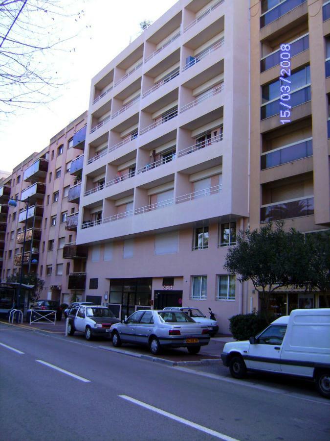 Sq. Pauline Juan-Les-Pins Apartment Exterior photo